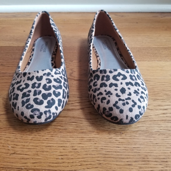 Dominique Nicole Animal Print Ballet Flats - Picture 2 of 6